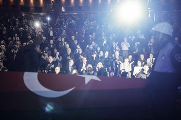 Halit Akçatepe’ye Şakirin Camii’de veda