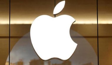 Apple en iyi uygulamaları kaldırırken silahlı saldırılarda bulundu