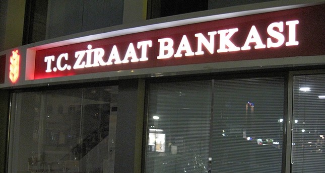 Yunanistan’daki Ziraat Bankası Saldırıya Uğradı