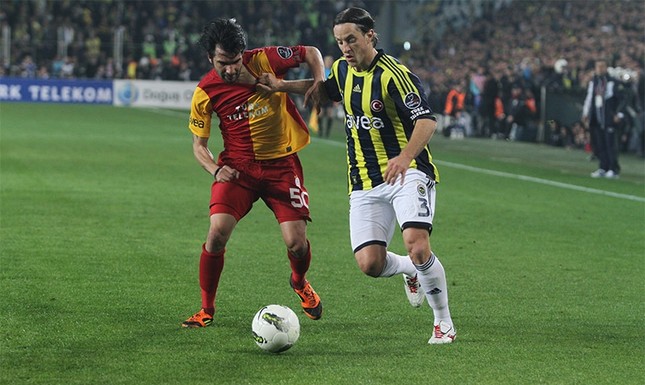 Fenerbahçe ve Galatasaray Derbisi Başlıyor…