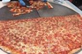 Las Vegas’ta hazırlanan dünyanın en büyük pizzası