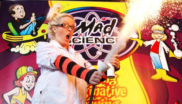 Mad Science Anaokulu Deneyleri Nasıl Yapılıyor?