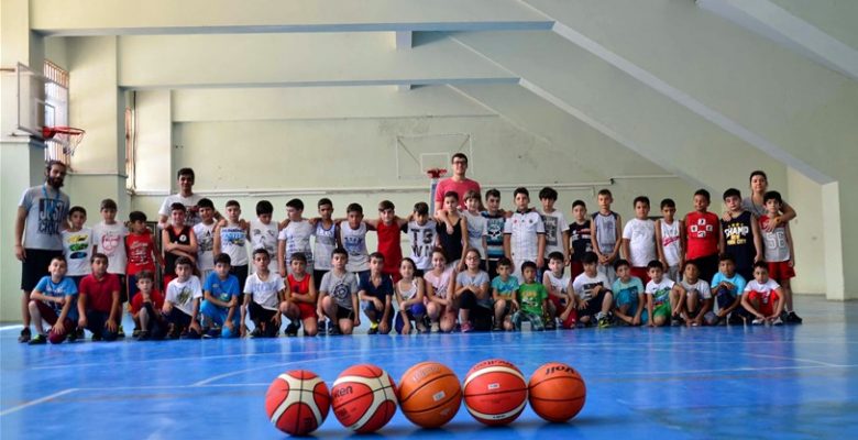 Basketbol Kursu Sayesinde Sporu Sevin