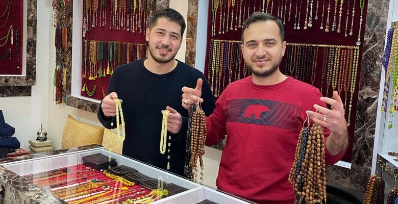 Koleksiyonluk Tesbihler Bulut Tesbihcilik’te Sizi Bekliyor