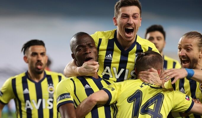Fenerbahçe’den 8 Oyuncu Birden Ayrılacak