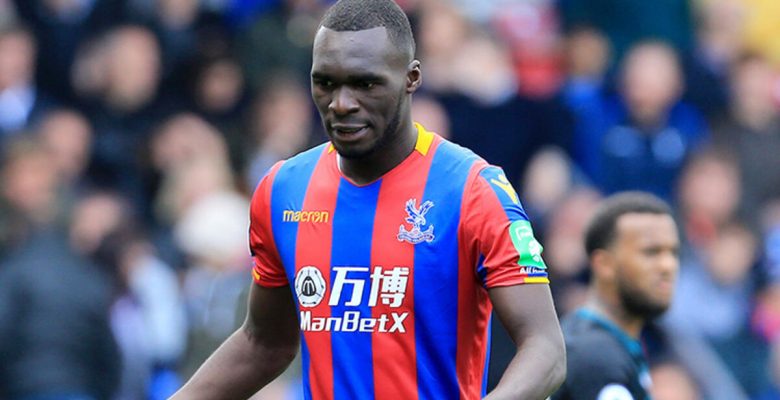 Benteke ile Fenerbahçe Görüşmeleri Başlamadan Bitti