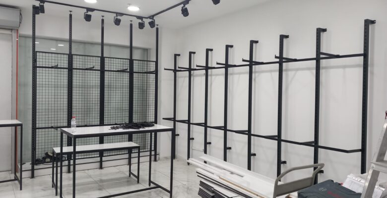 ESM Raf Mağaza Raf Sistemleri ile Estetik ve Verimli Satış Alanları Oluşturun