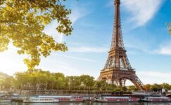 Paris Her Ziyarette Farklı Bir Şehirdir