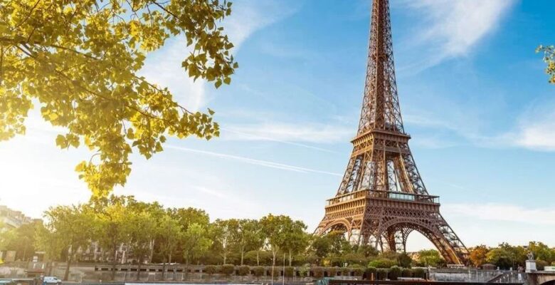 Paris Her Ziyarette Farklı Bir Şehirdir